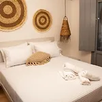 Aidani Luxurious *