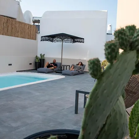 Aidani Luxurious Hotell Vóthon