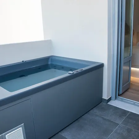 Hotell Aidani Luxurious