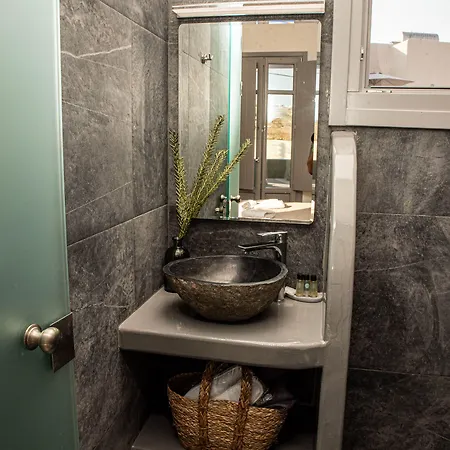 Aidani Luxurious فندق