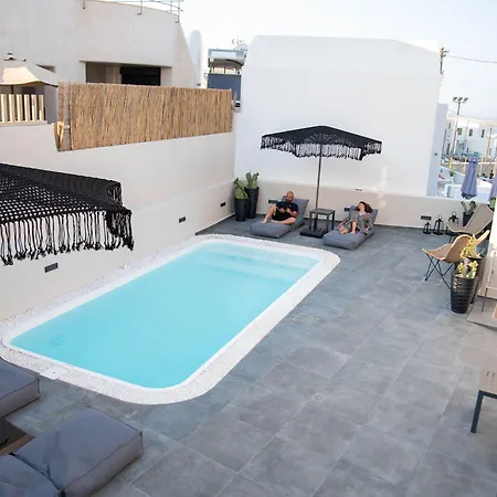 Aidani Luxurious Hotel *