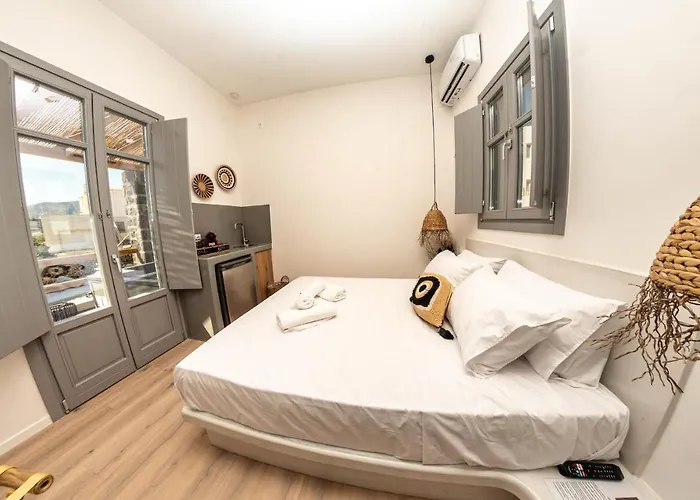 Aidani Luxurious 호텔 *