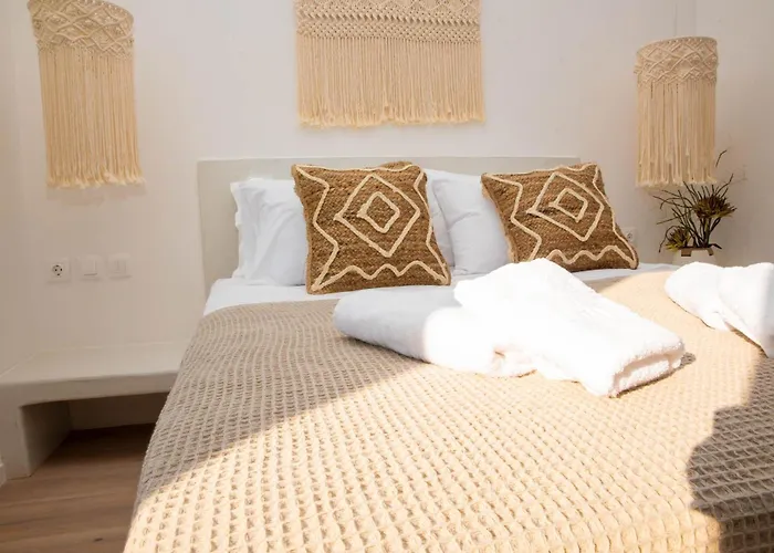 Aidani Luxurious * Vóthon