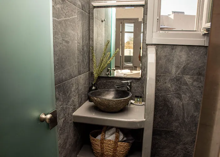 Aidani Luxurious Hotel