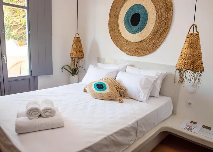 Aidani Luxurious 호텔 *