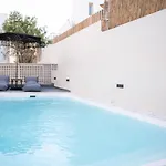 Aidani Luxurious Vóthon